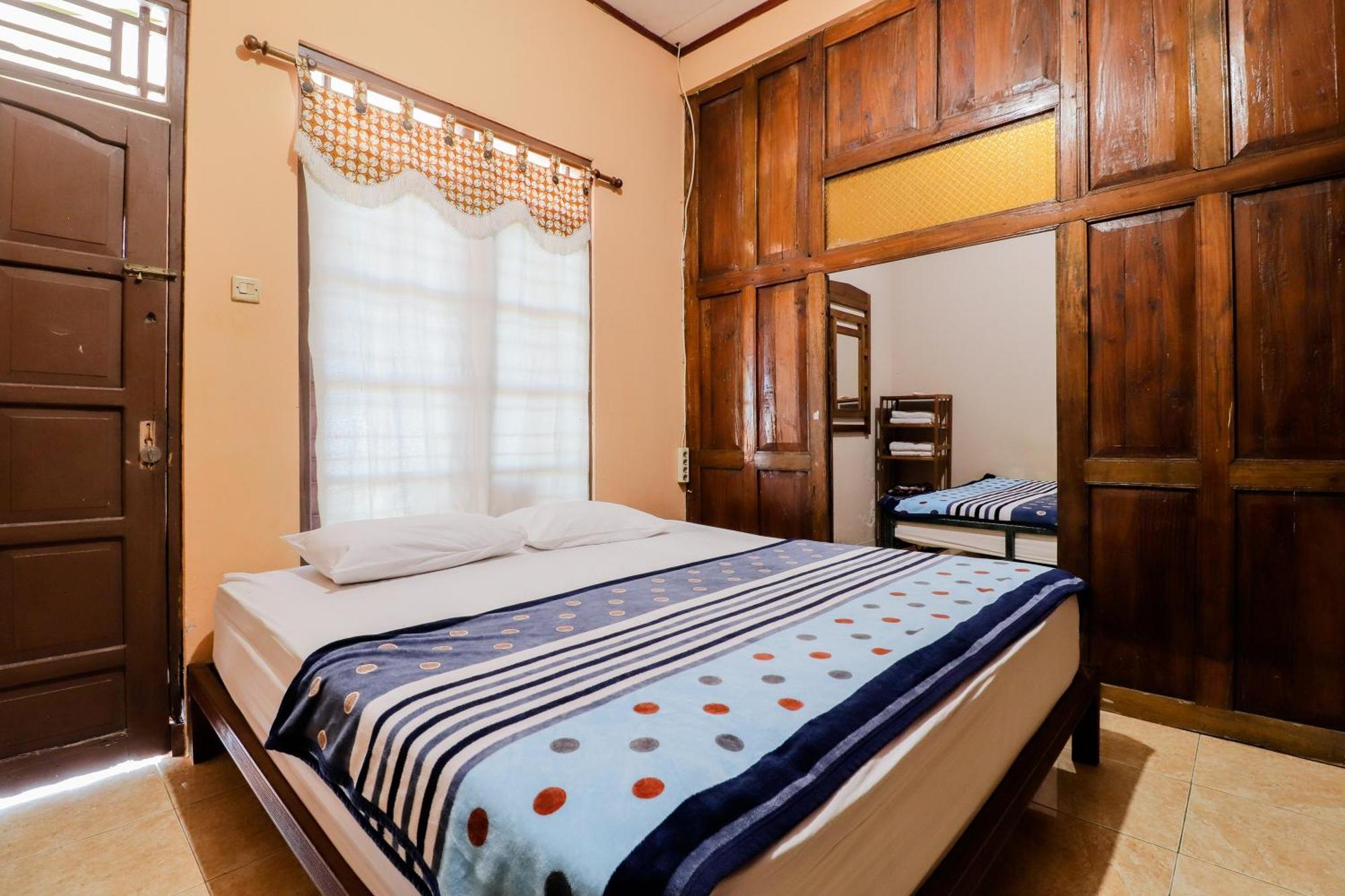 นูรูดิน เฮาส์ Apartment มาเกอลัง ภายนอก รูปภาพ