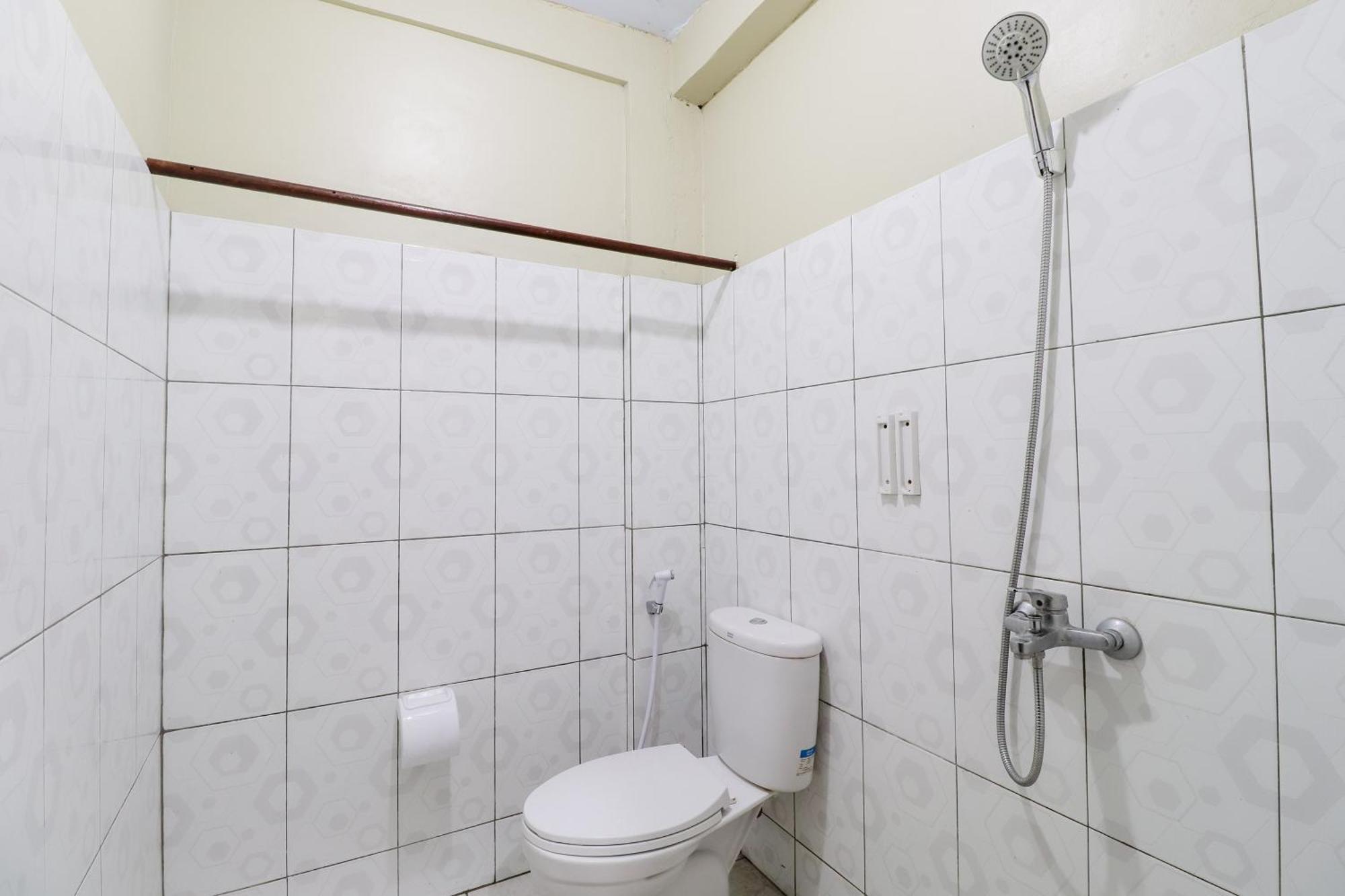 นูรูดิน เฮาส์ Apartment มาเกอลัง ภายนอก รูปภาพ