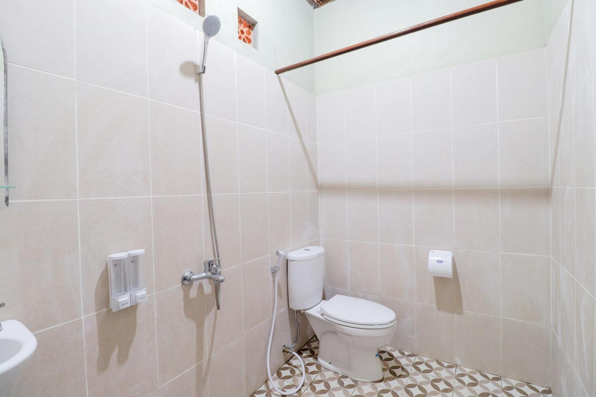 นูรูดิน เฮาส์ Apartment มาเกอลัง ภายนอก รูปภาพ